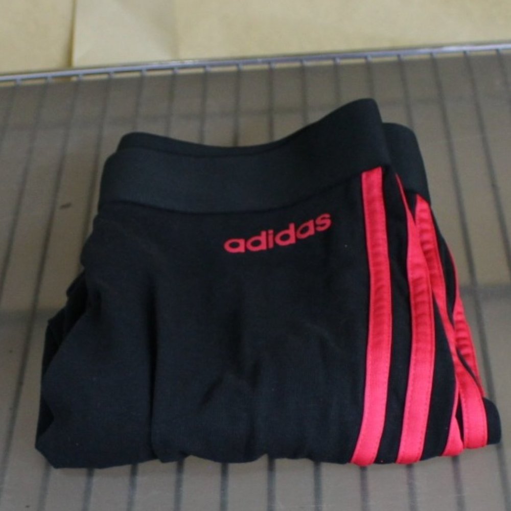 adidas Female Essentials 3-Stripes Tights,β Black/Power Pink, Size Small